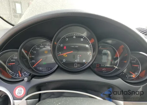 2012 Porsche Cayenne z USA, uszkodzony, nr VIN WP1AA2A27CLA04836